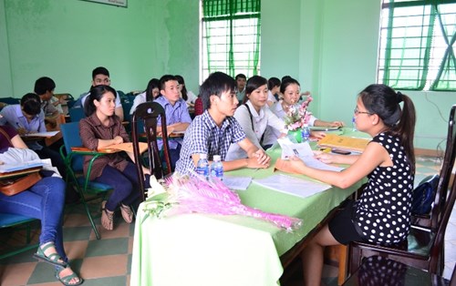 Ngày hội việc làm thường niên ĐH Đông Á năm 2014: Hết mình vì mục tiêu 'Sinh viên có việc làm ngay khi ra trường'